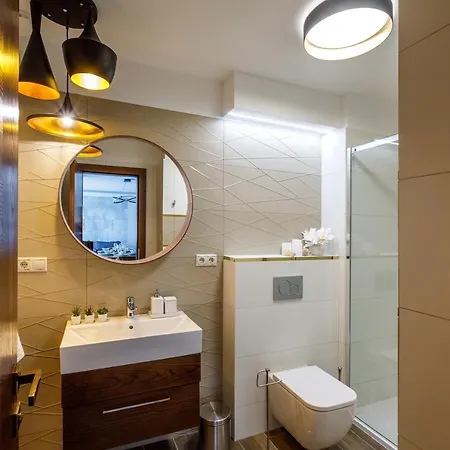 Royal Cafe Apartment Keszthely