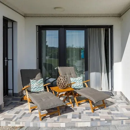 Royal Cafe Apartment Keszthely