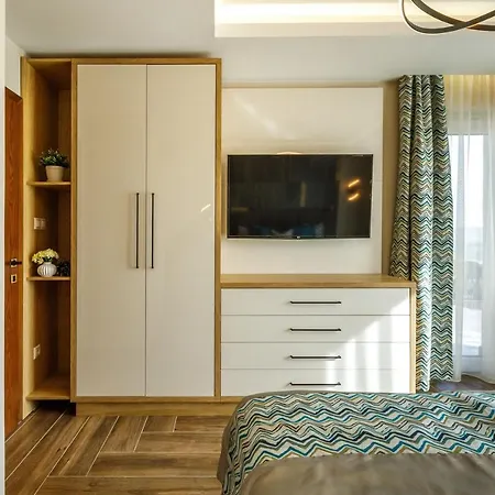 Royal Cafe Apartment Keszthely